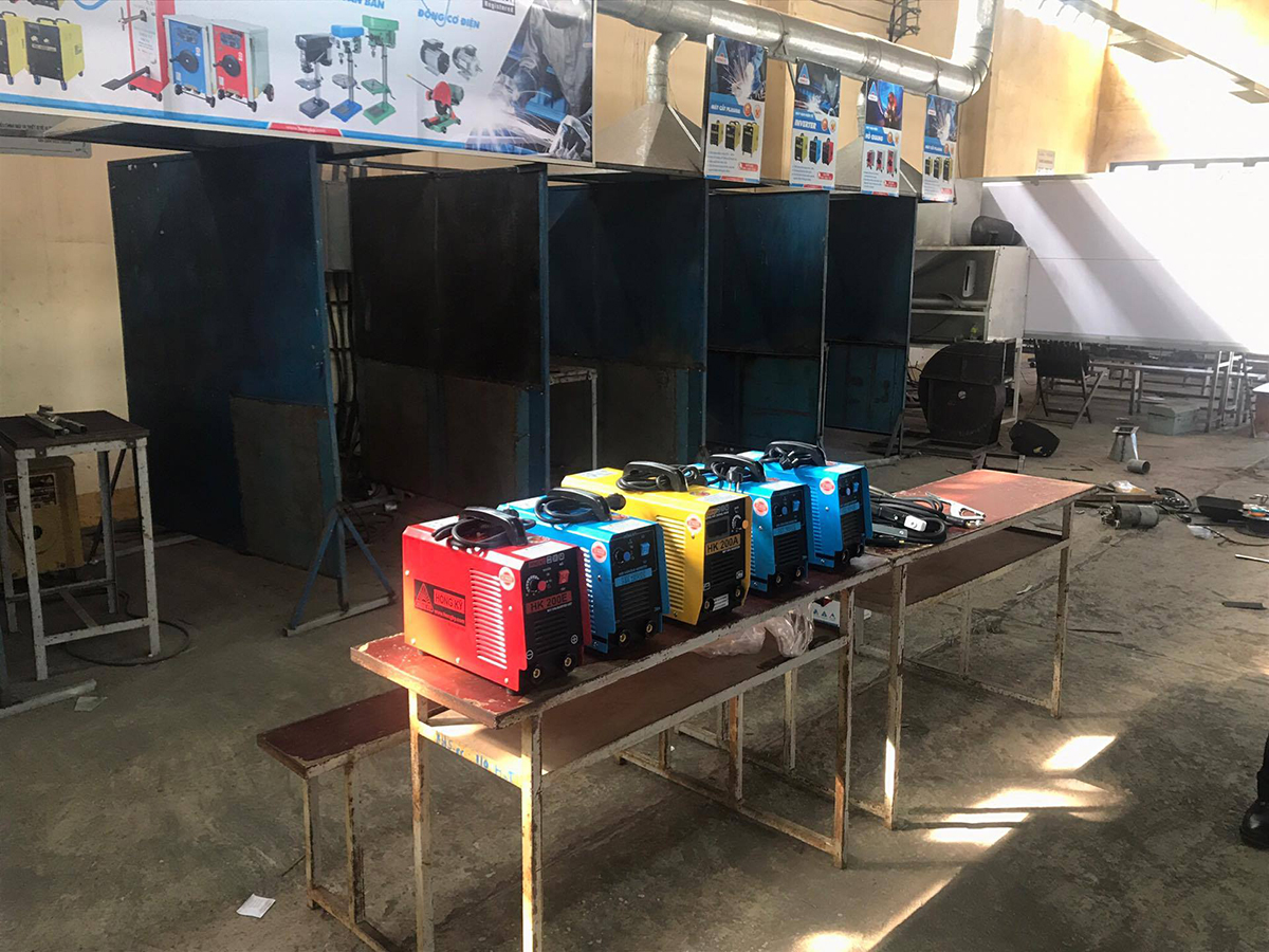 "Trường