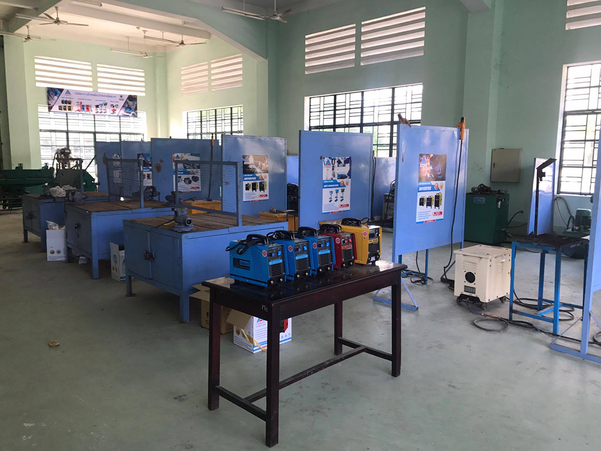 "Trường