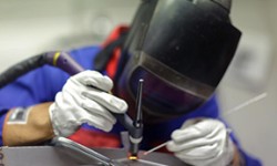 Cách để hàn thép bằng máy hàn Tig không bị bám khói đen
