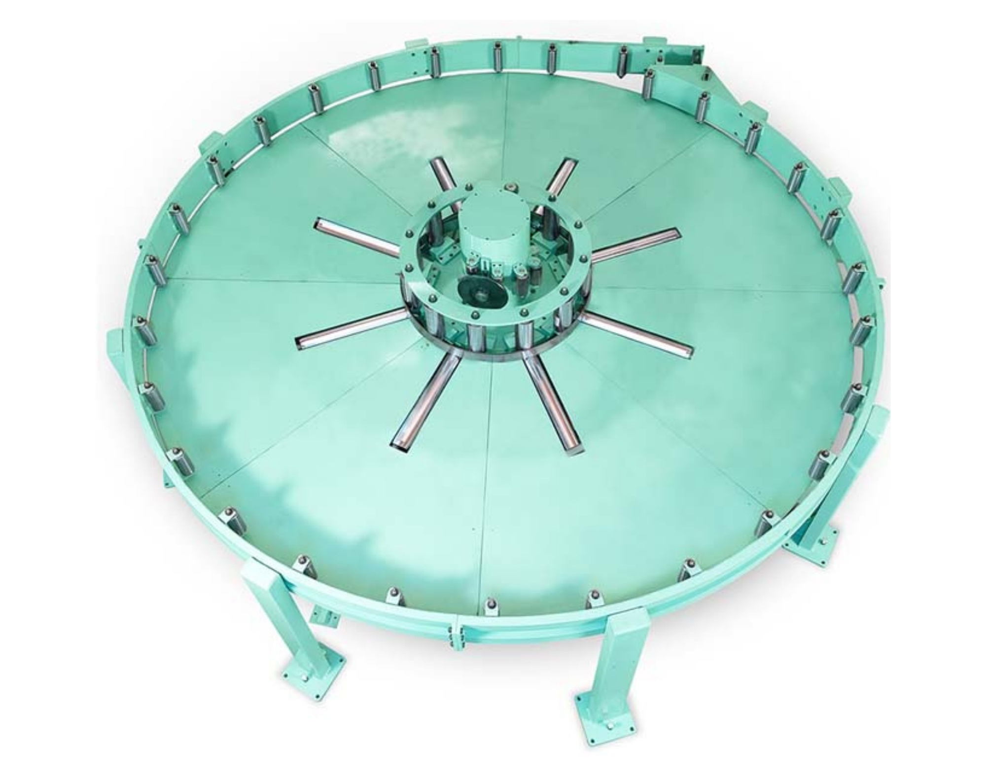 Máy cán ống thép HK-S32 vận hành ổn định, giảm thiểu tối đa hiện tượng gãy, gập nguyên liệu với thiết kế lồng nằm tiên tiến.