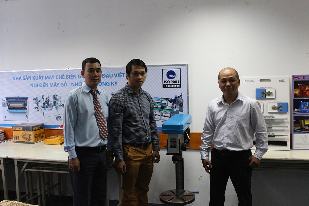 Đại học Hoa Sen tiếp nhận tài trợ từ công ty Cơ khí Hồng Ký