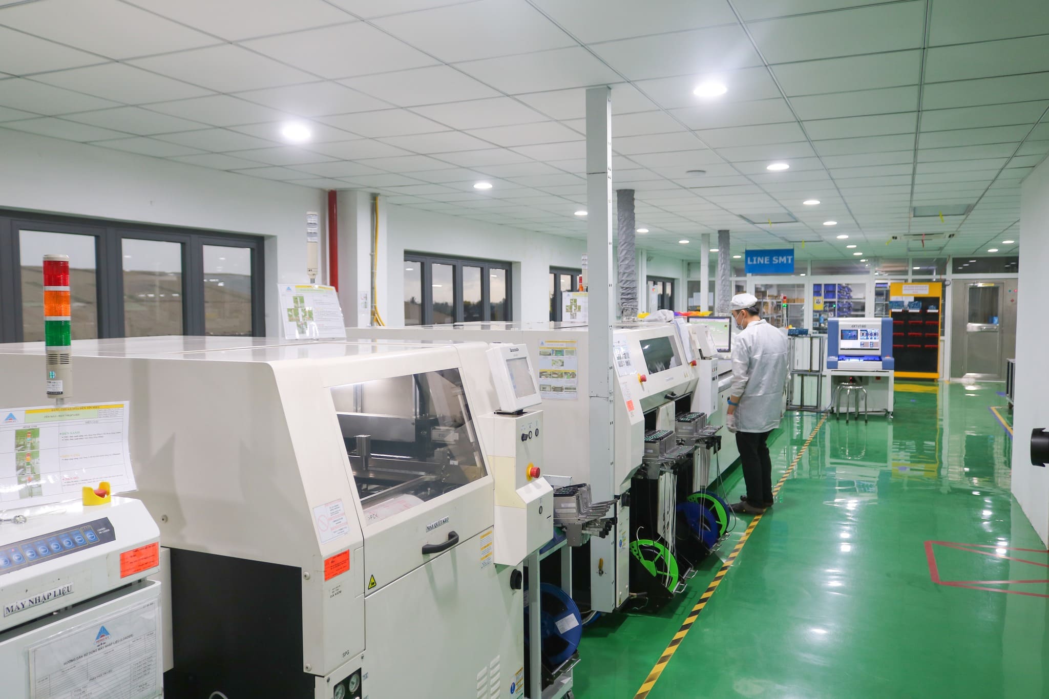 Nhà máy Hồng Ký: Làm chủ công nghệ SMT và hệ thống MES hiện đại